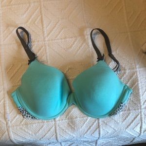 Victoria’s Secret Lined Perfect Coverage Bra 36D